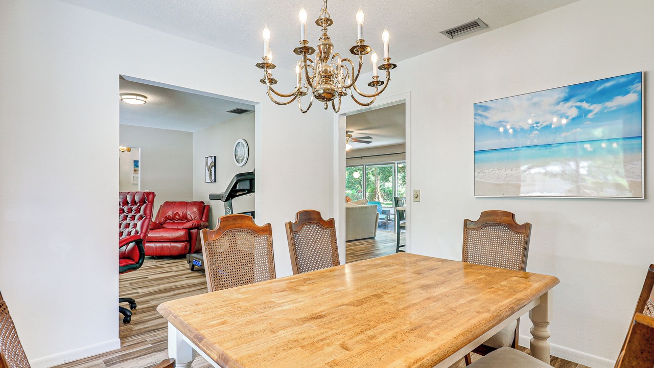 Photo of Bedroom in Valrico