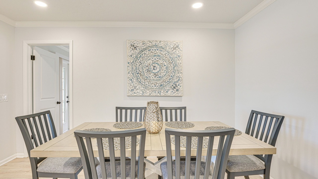 Photo of Livingroom in Spring Hill