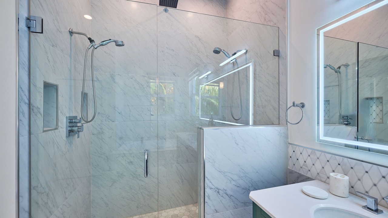 Photo of Bathroom in Hypoluxo