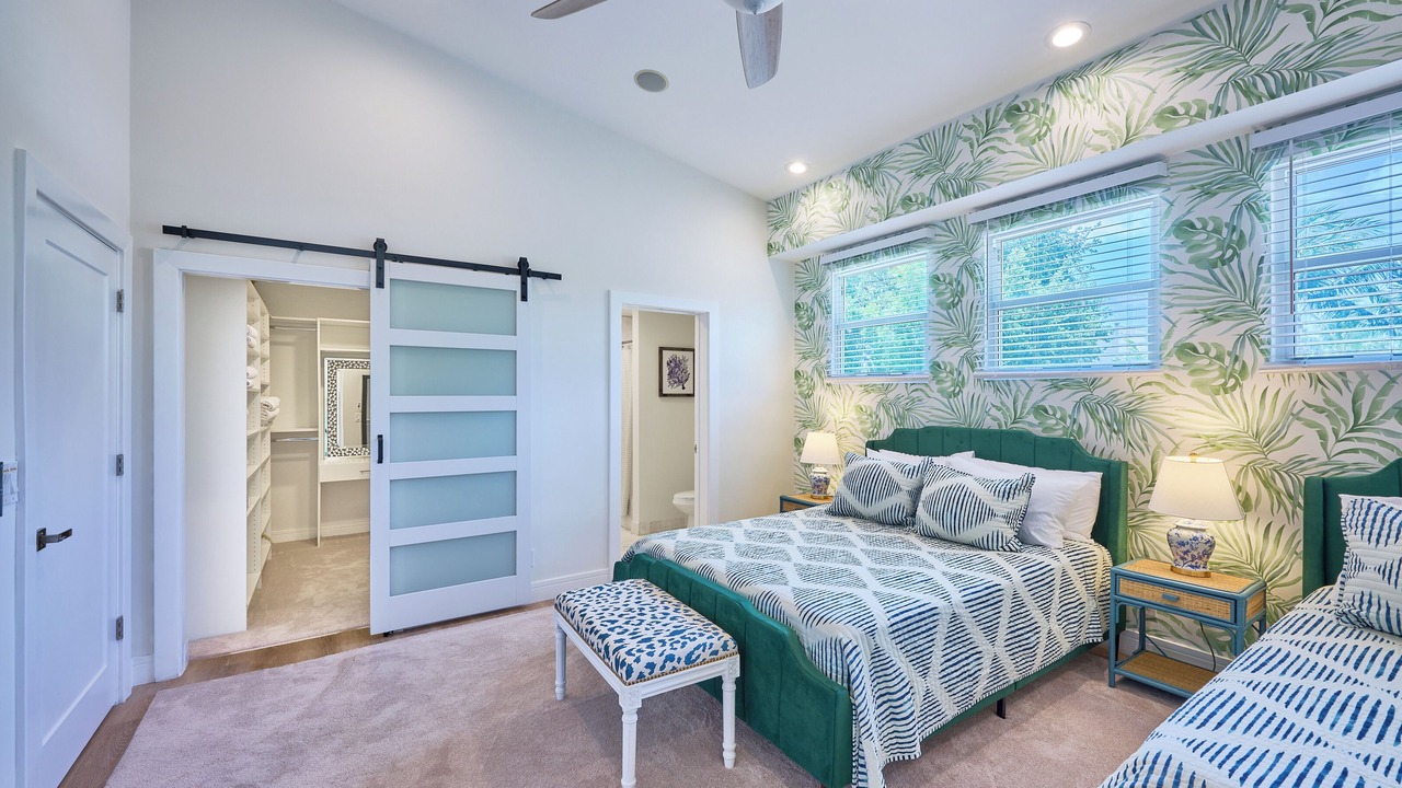 Photo of Bedroom in Hypoluxo