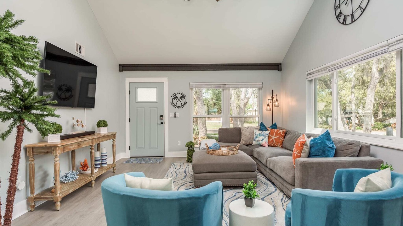 Photo of Livingroom in Tarpon Springs