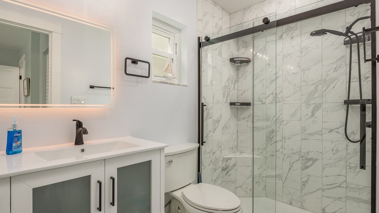 Photo of Bathroom in Tarpon Springs