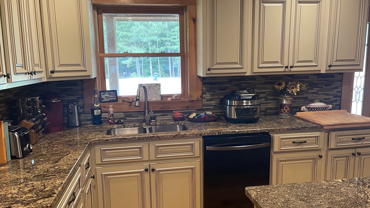 Photo of Kitchen in Townville