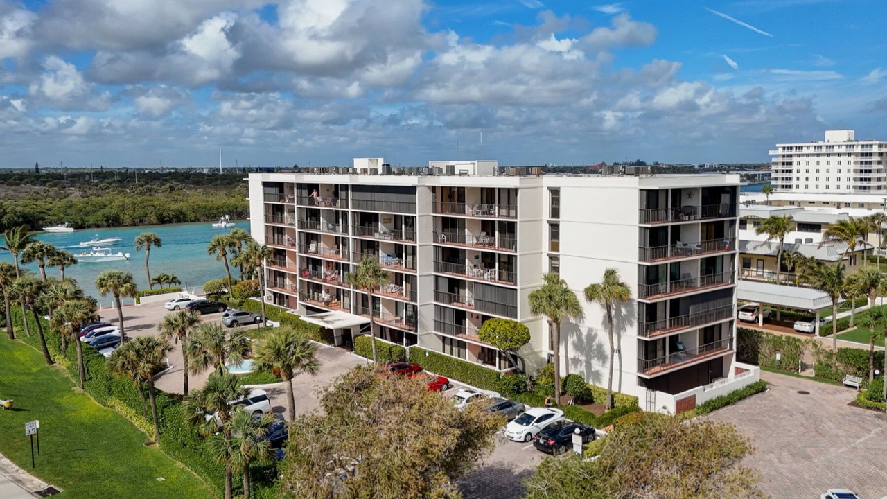 Photo of Outdoor in Tequesta