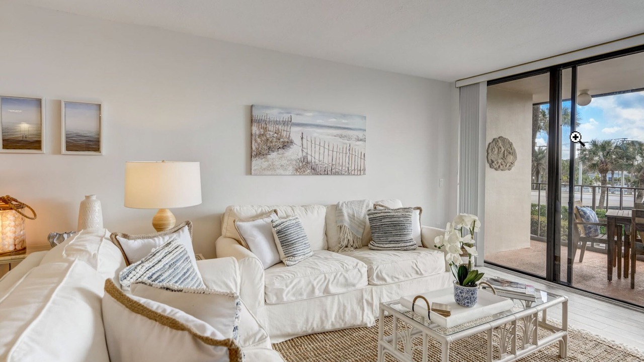 Photo of Livingroom in Tequesta