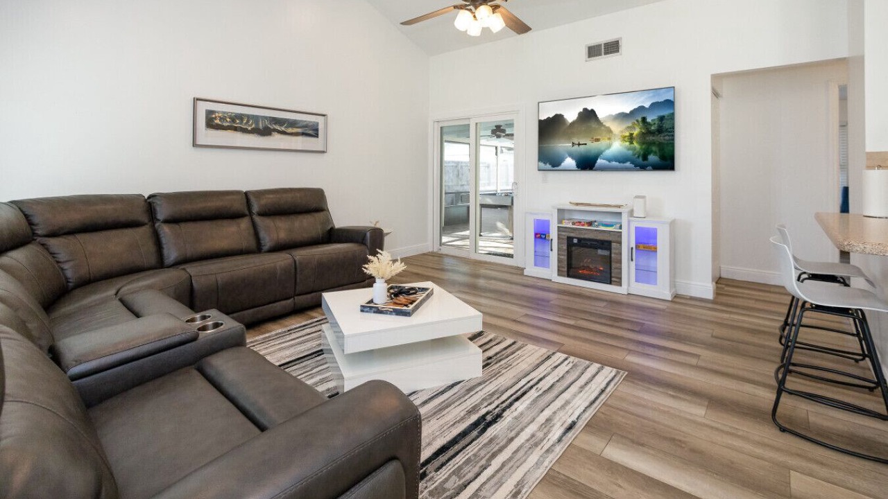Photo of Livingroom in Royal Palm Beach