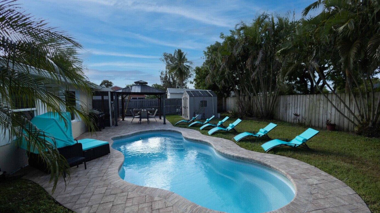 Photo of Outdoor in Royal Palm Beach