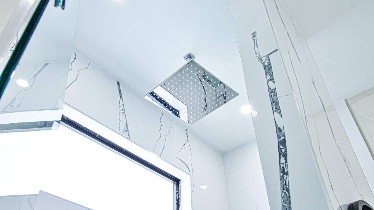 Photo of Bathroom in Diplomat