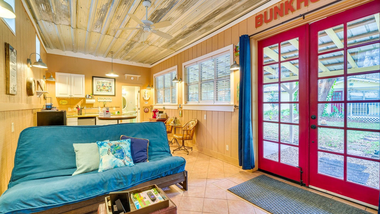 Photo of Livingroom in Inglis