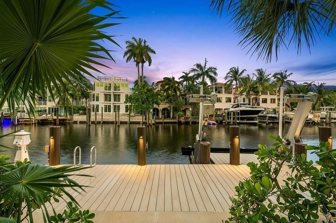 Photo of Outdoor in Hendricks and Venice Isles