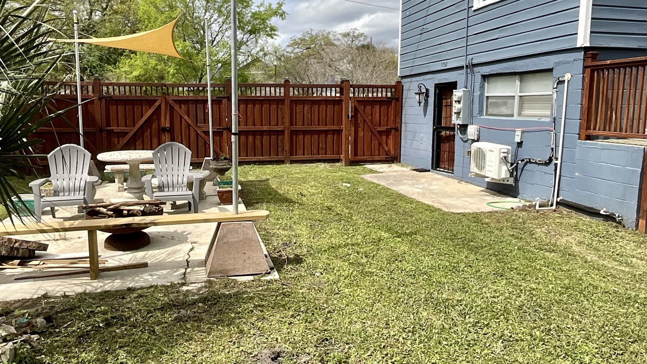 Photo of Outdoor in Urban Core