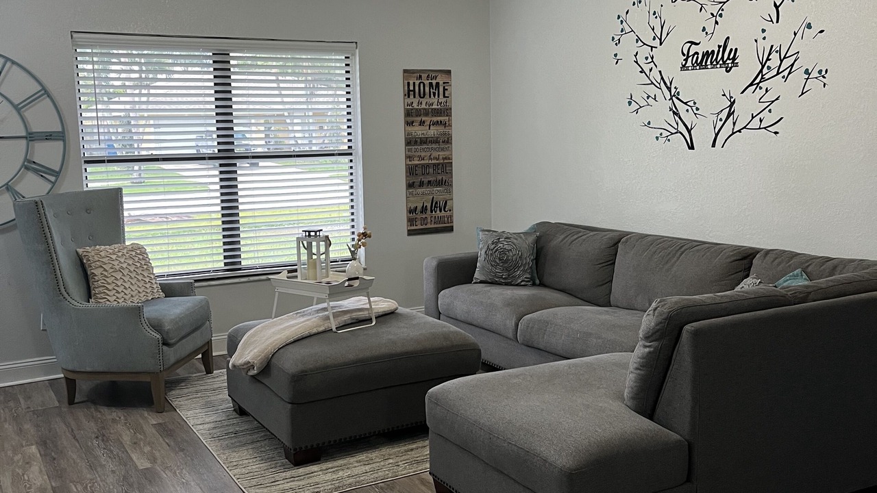 Photo of Livingroom in Royal Palm Beach