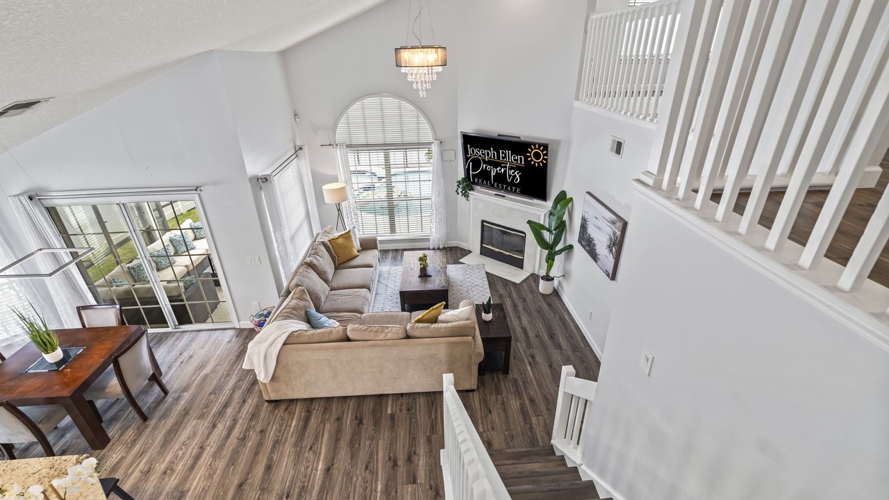 Photo of Livingroom in Sandalwood