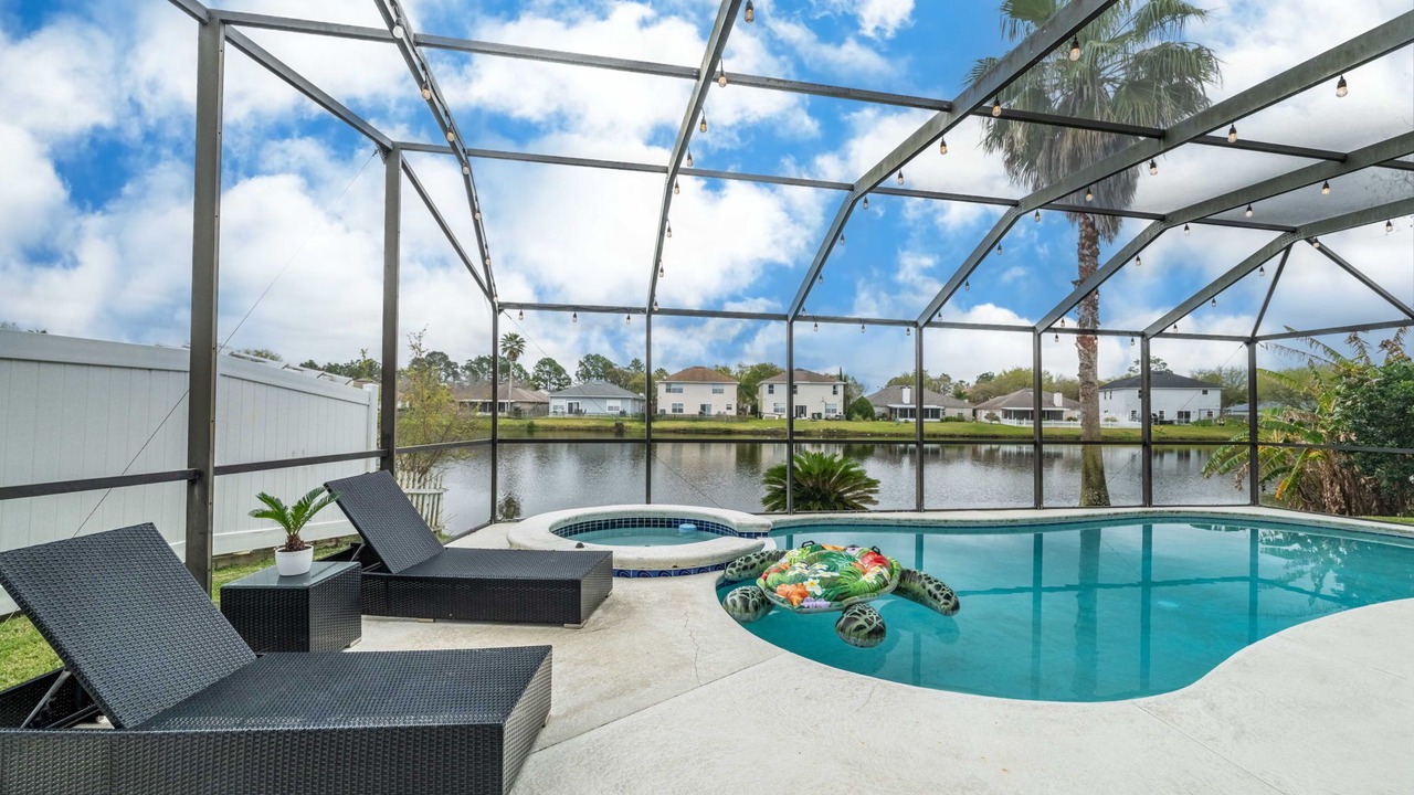 Photo of Outdoor in Sandalwood