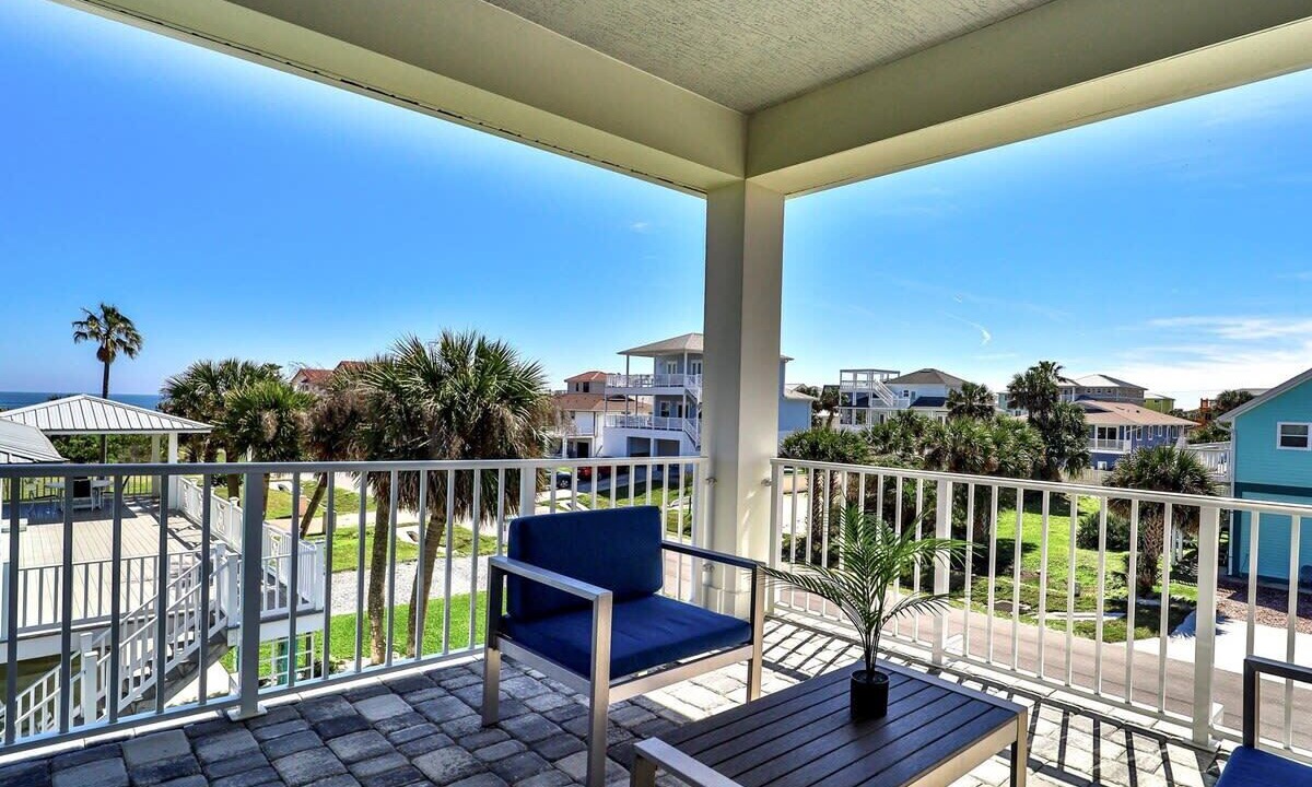 Photo of Patio Balcony in Marineland Acres