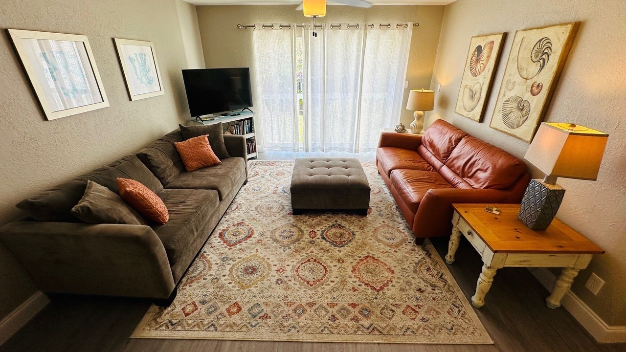 Photo of Livingroom in Bayview