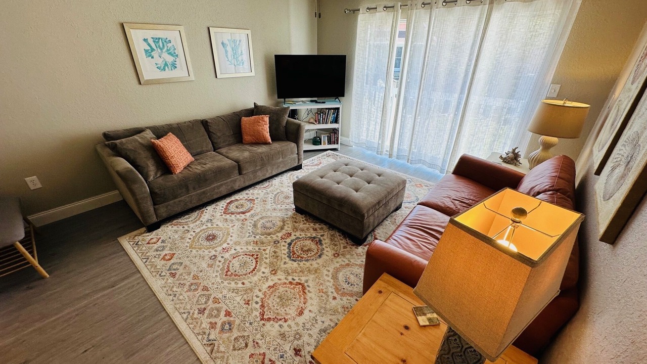 Photo of Livingroom in Bayview