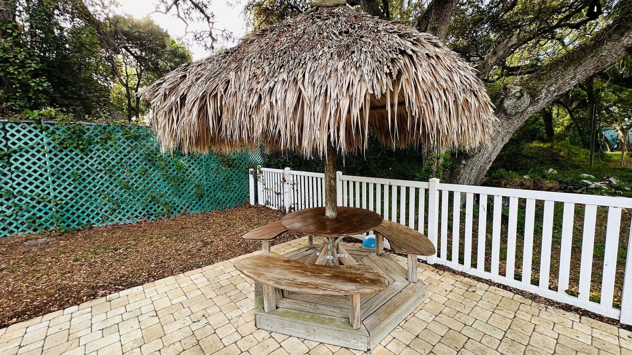 Photo of Patio Balcony in Bayview