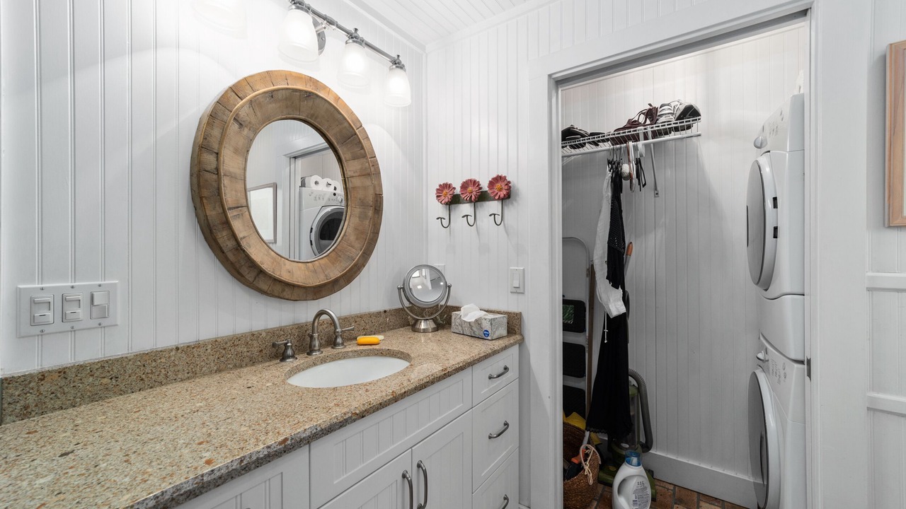 Photo of Bathroom in Dunnellon
