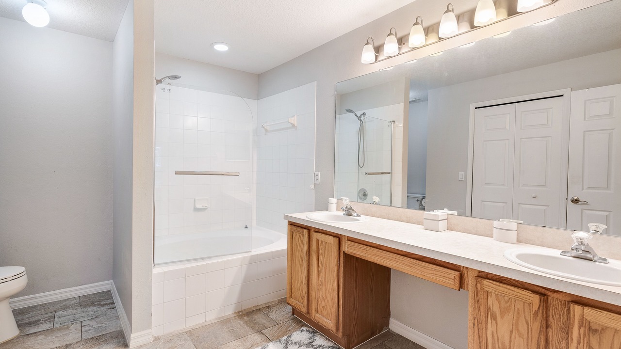 Photo of Bathroom in Deltona Lakes