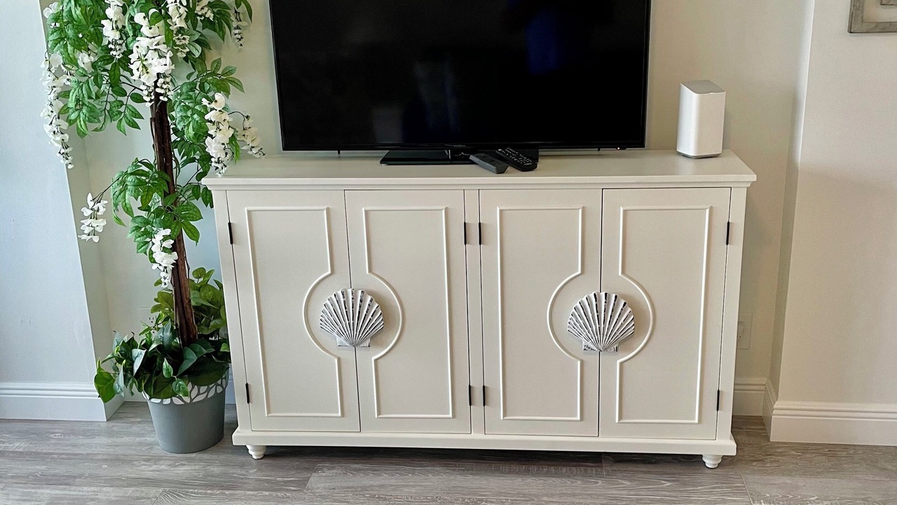 Photo of Bedroom in Jupiter Bay