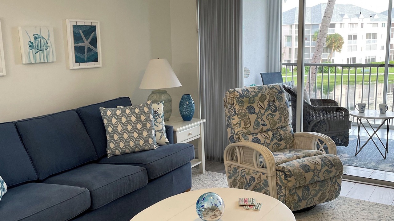 Photo of Livingroom in Jupiter Bay
