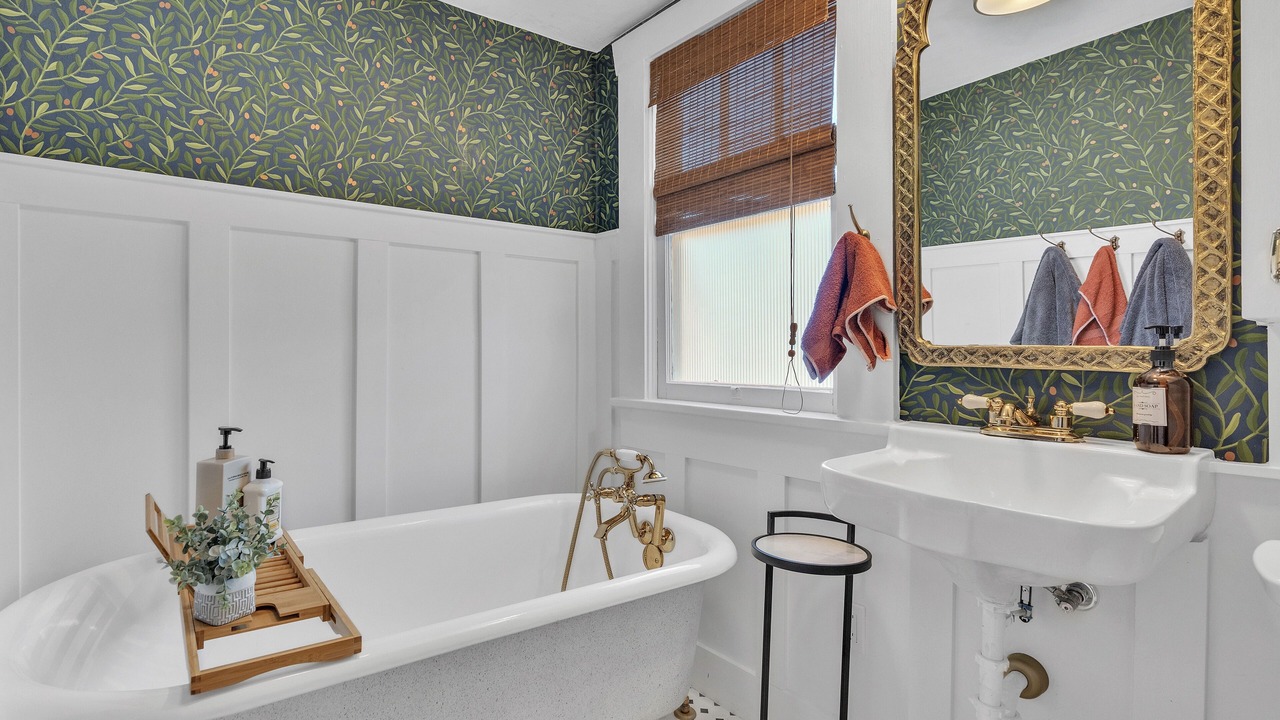 Photo of Bathroom in Lakeland