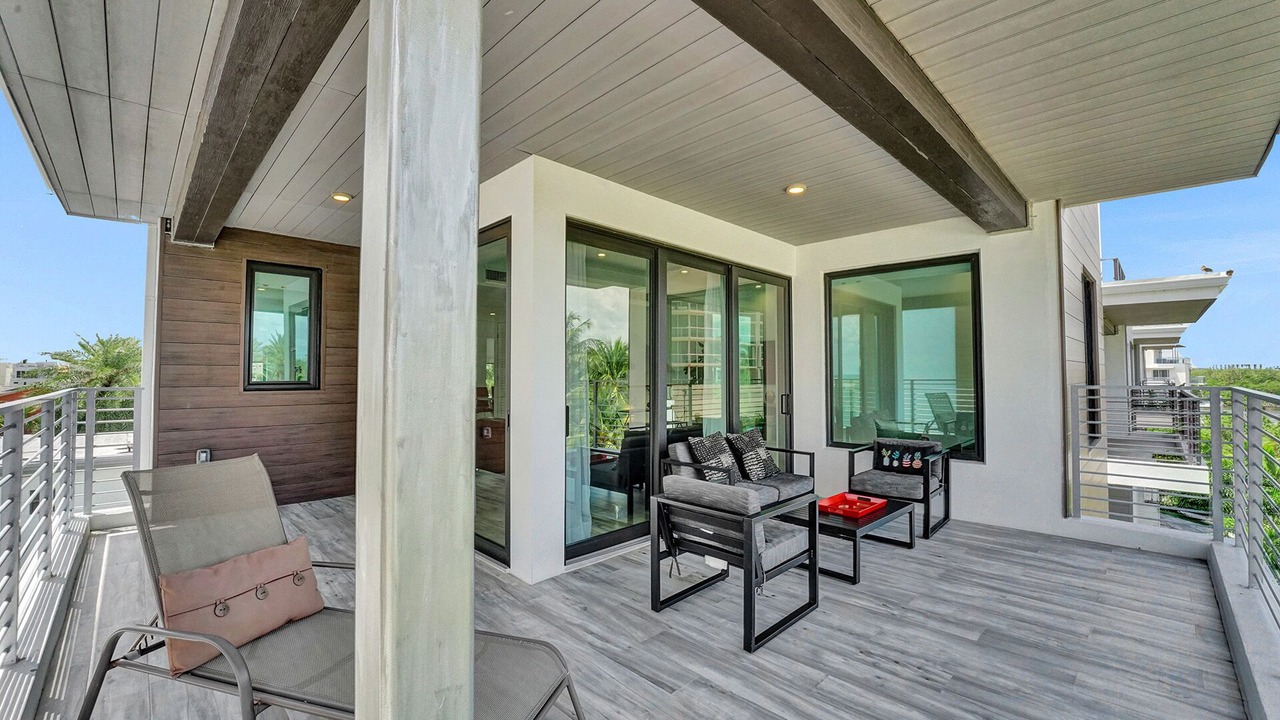 Photo of Patio Balcony in North Beach
