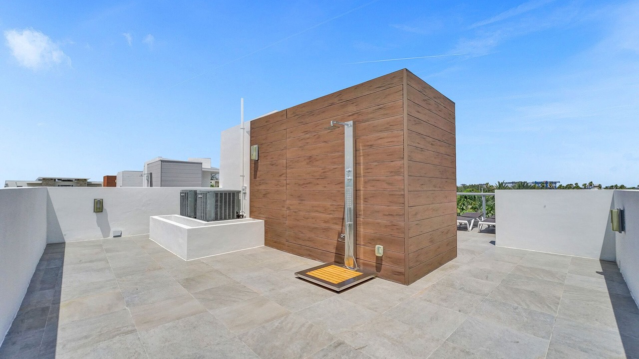 Photo of Outdoor in North Beach