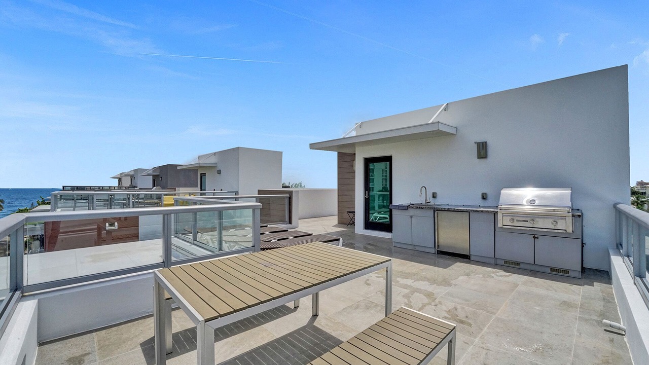 Photo of Outdoor in North Beach
