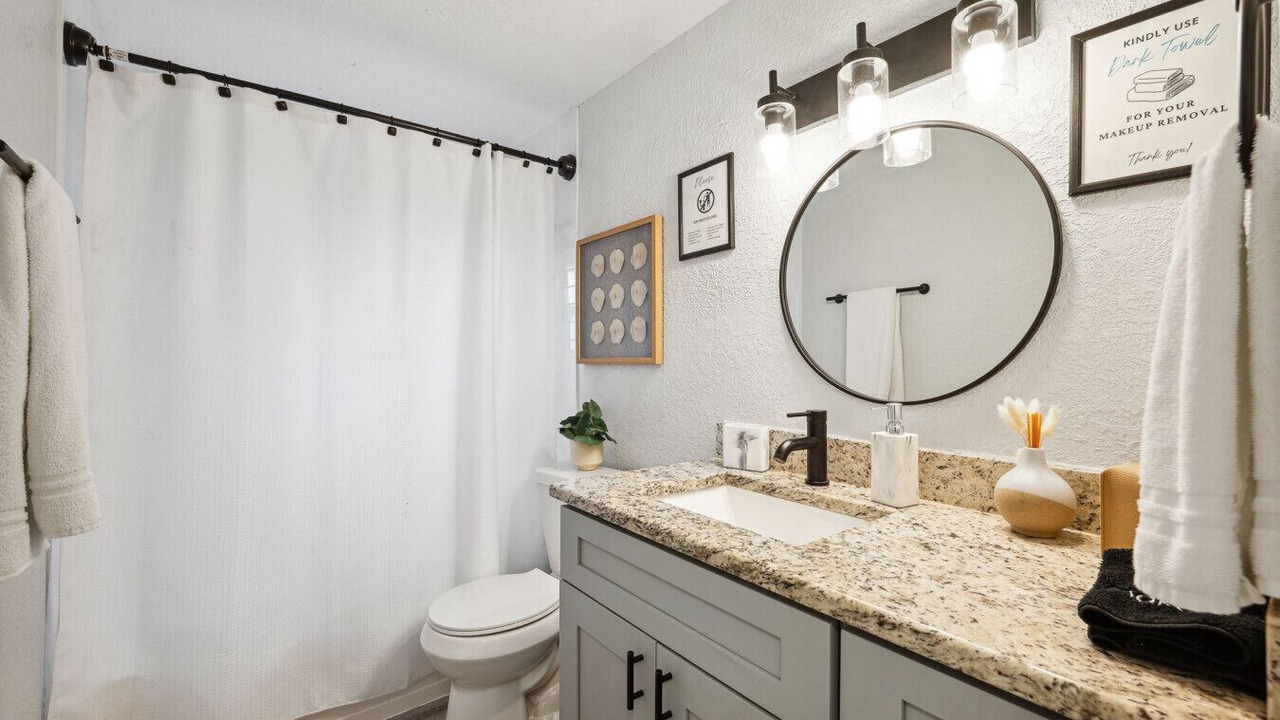 Photo of Bathroom in Zephyrhills