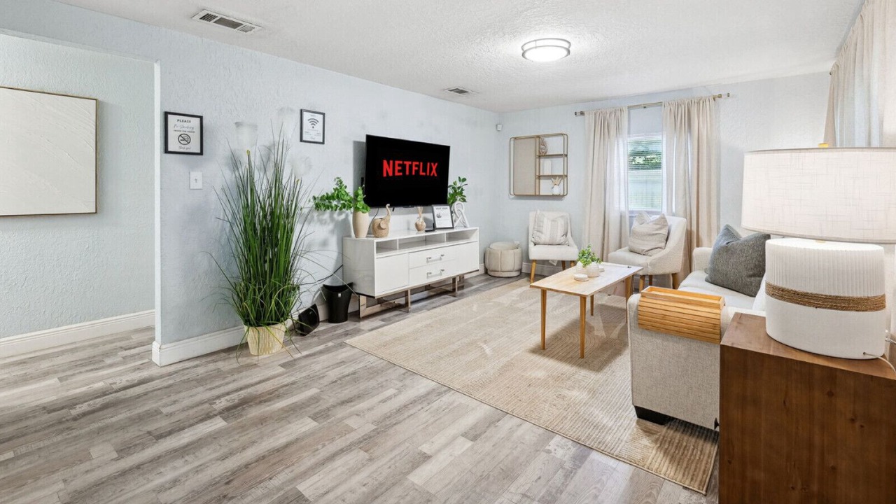 Photo of Livingroom in Zephyrhills