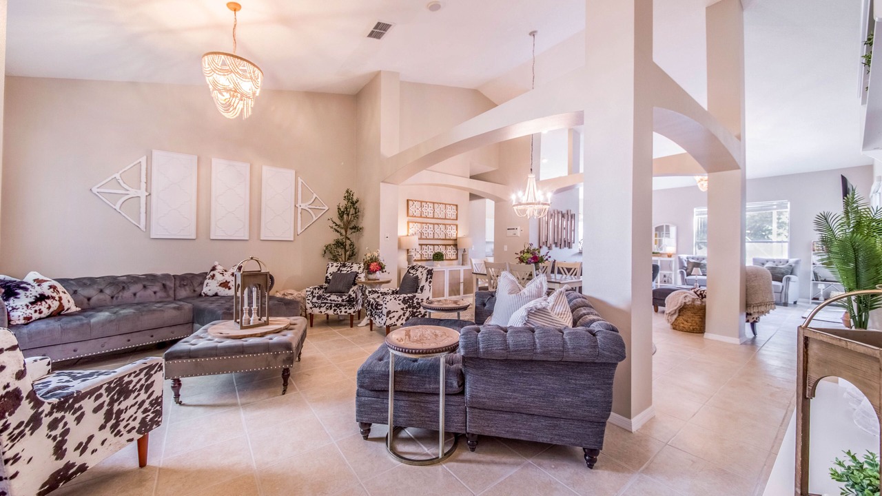 Photo of Livingroom in Ridgewood Lakes