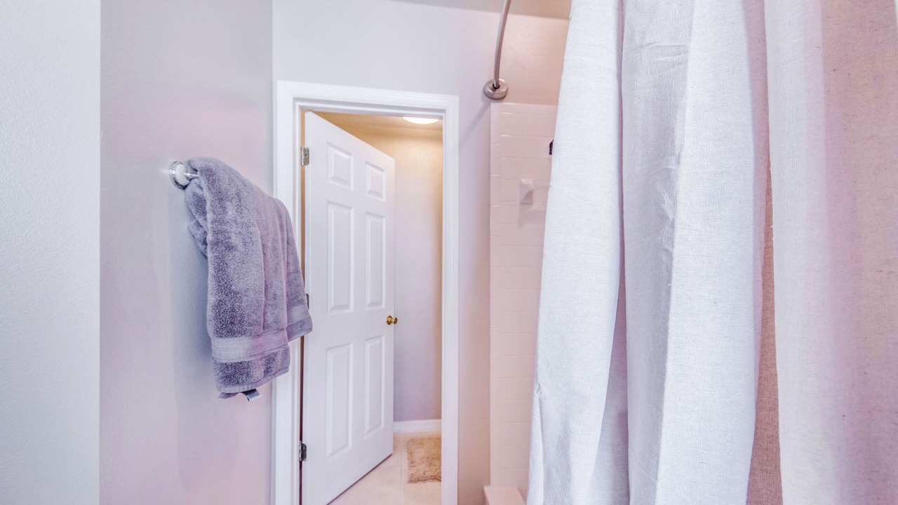 Photo of Bathroom in Ridgewood Lakes