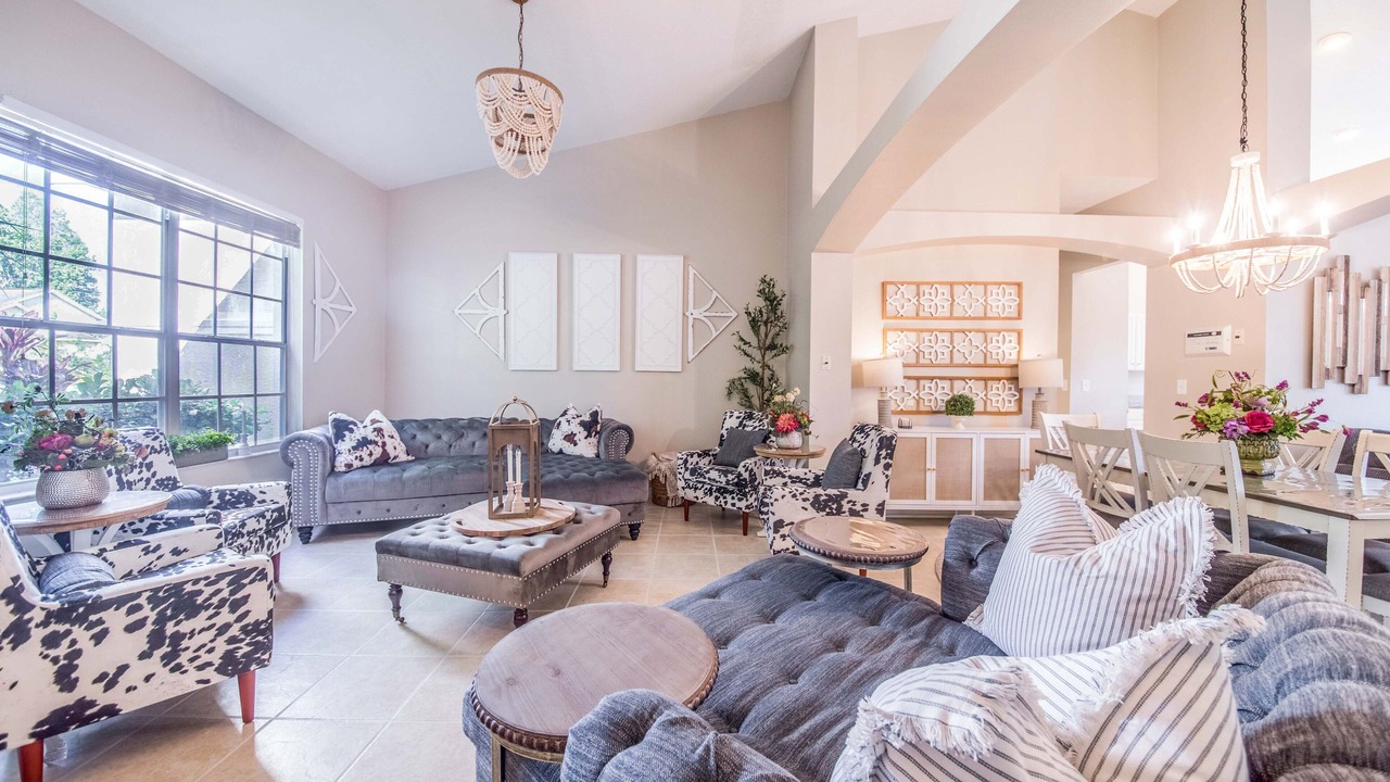 Photo of Livingroom in Ridgewood Lakes