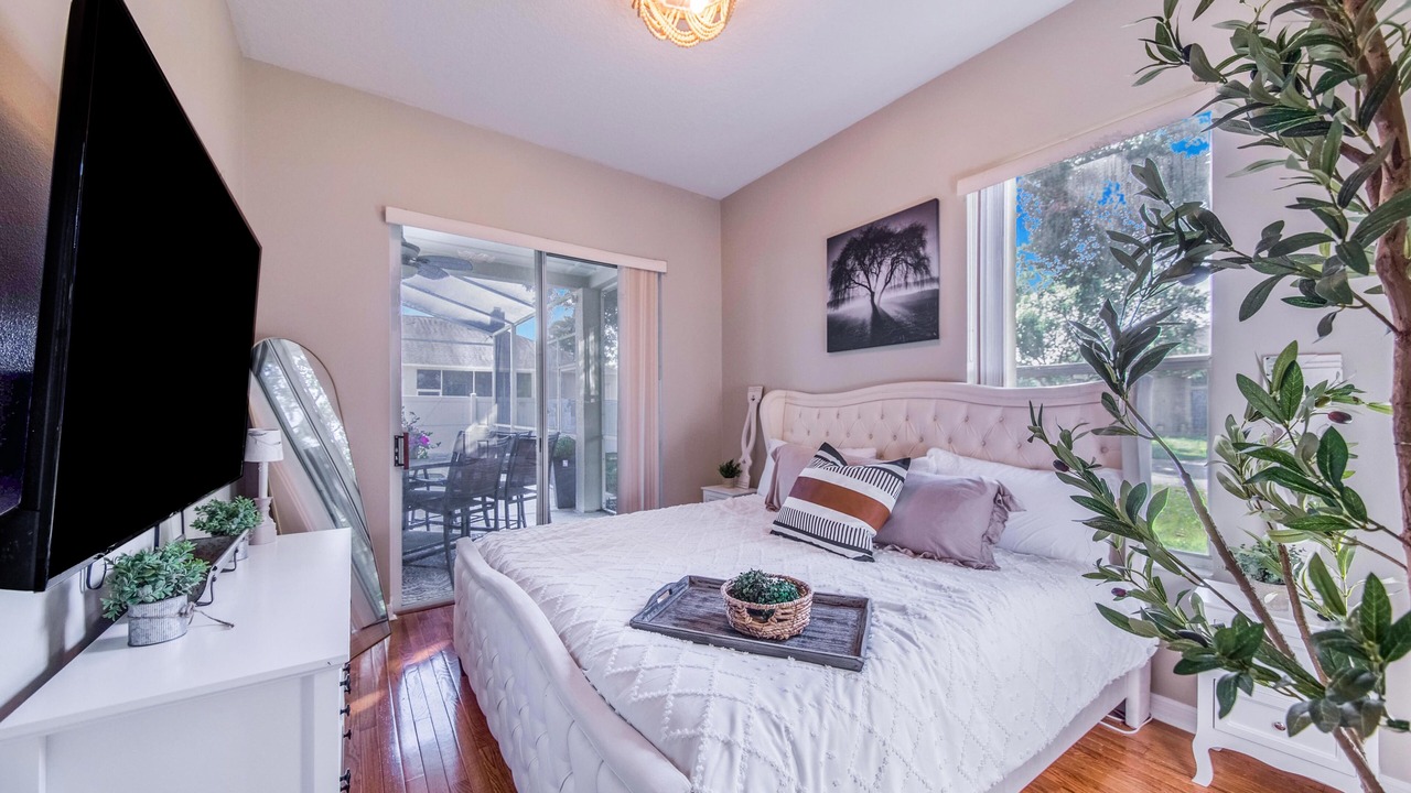 Photo of Bedroom in Ridgewood Lakes
