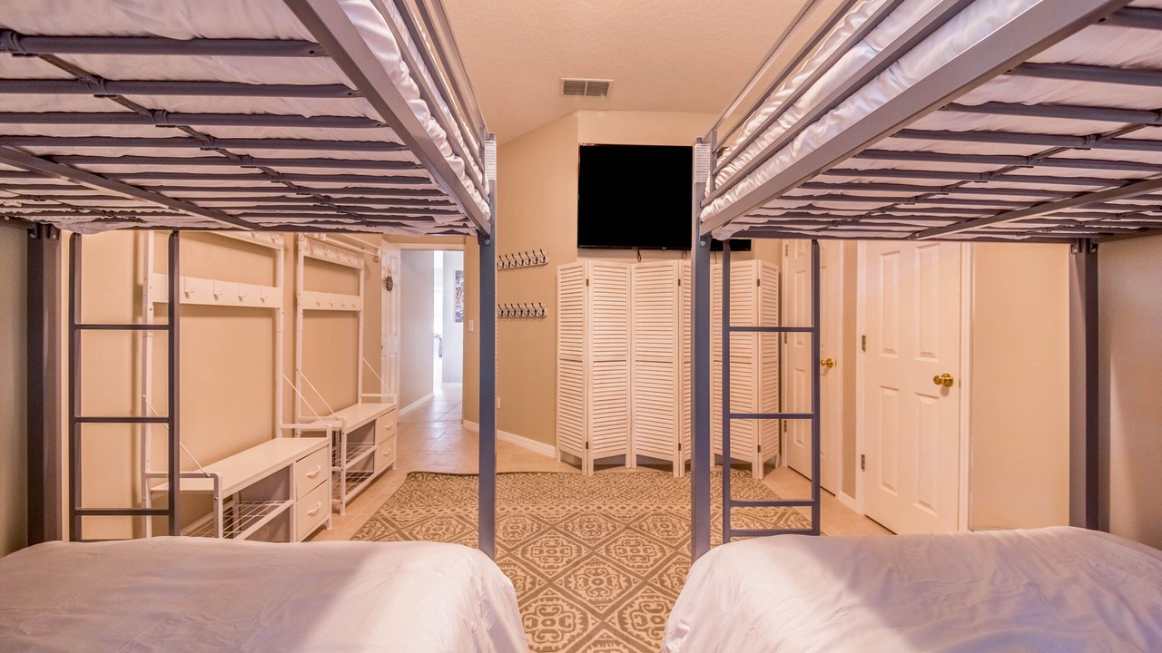 Photo of Bedroom in Ridgewood Lakes