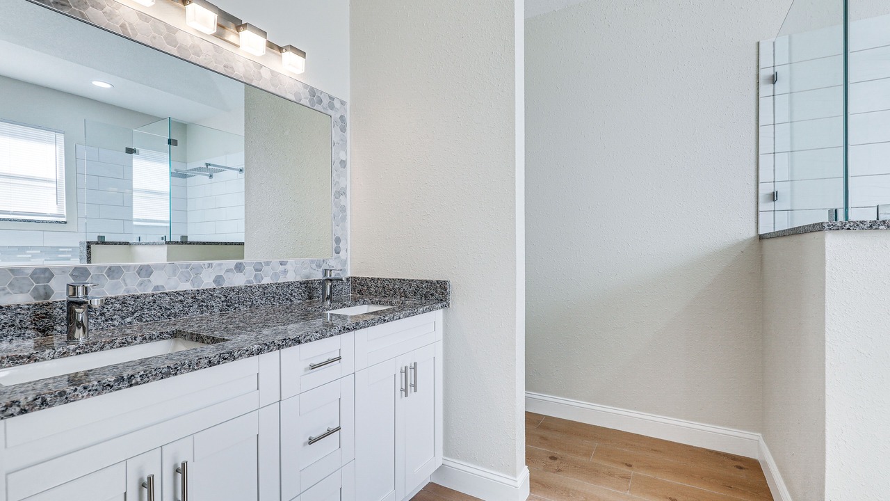 Photo of Bathroom in Valrico