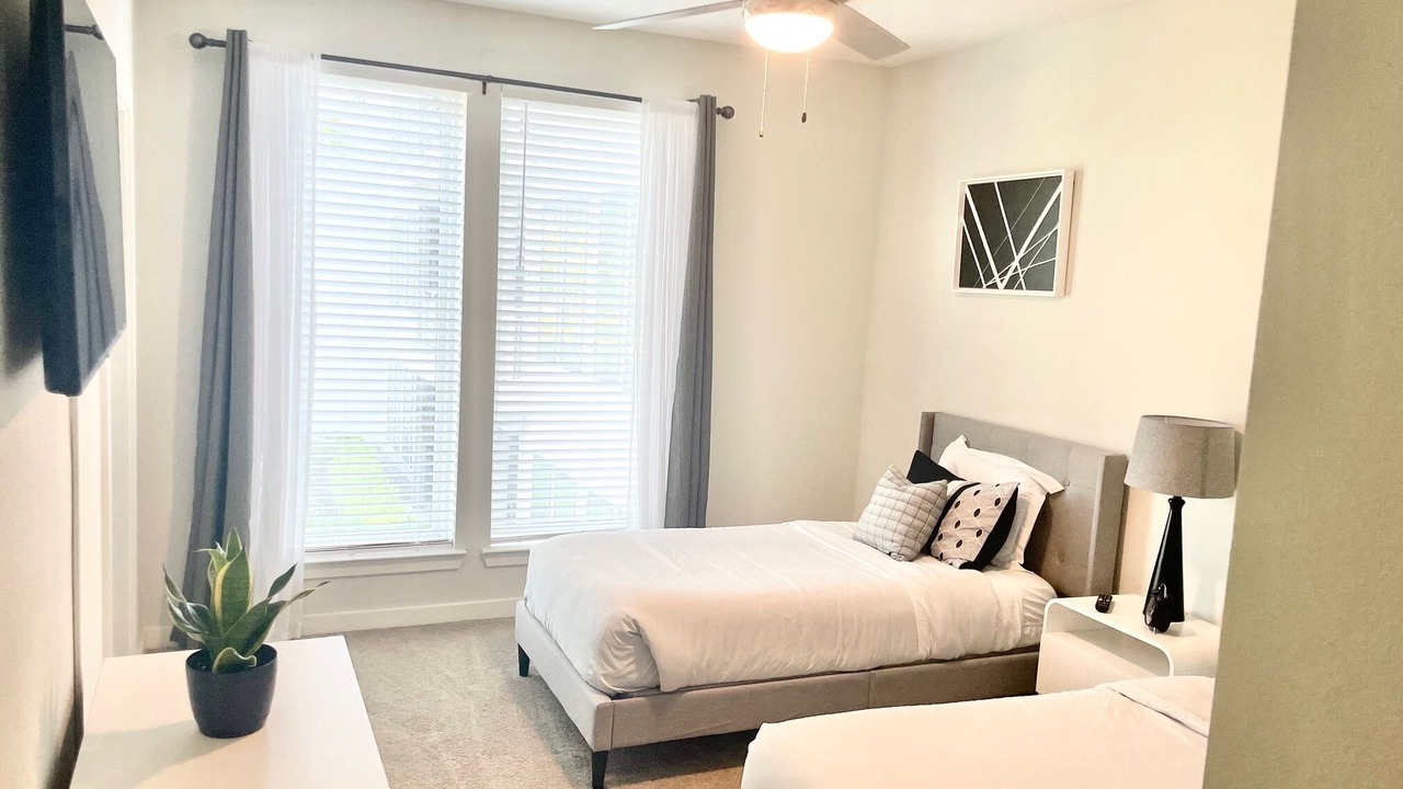 Photo of Bedroom in Baymeadows