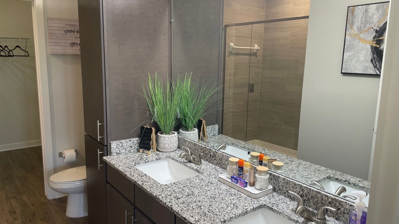 Photo of Bathroom in Baymeadows