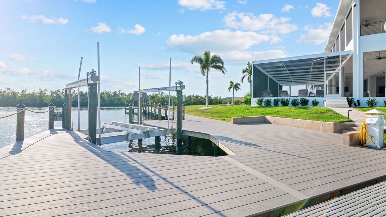 Photo of Outdoor in Peninsula Point