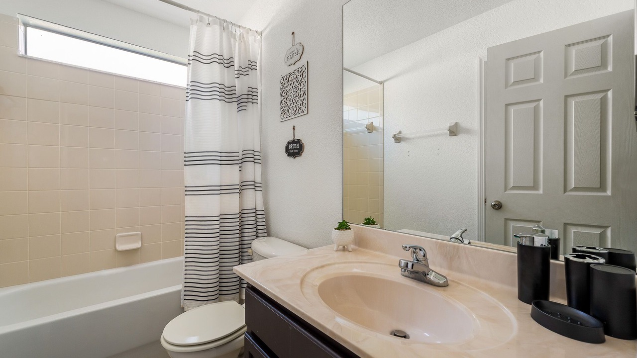 Photo of Bathroom in Davenport