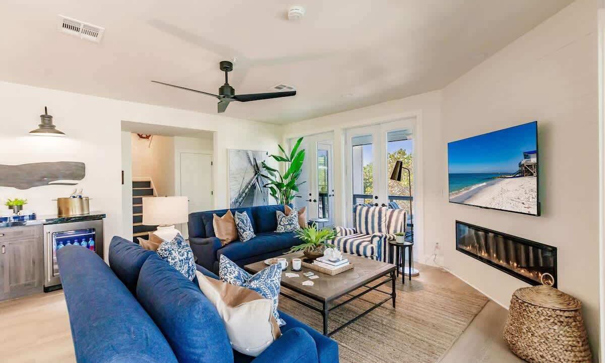 Photo of Livingroom in North Captiva