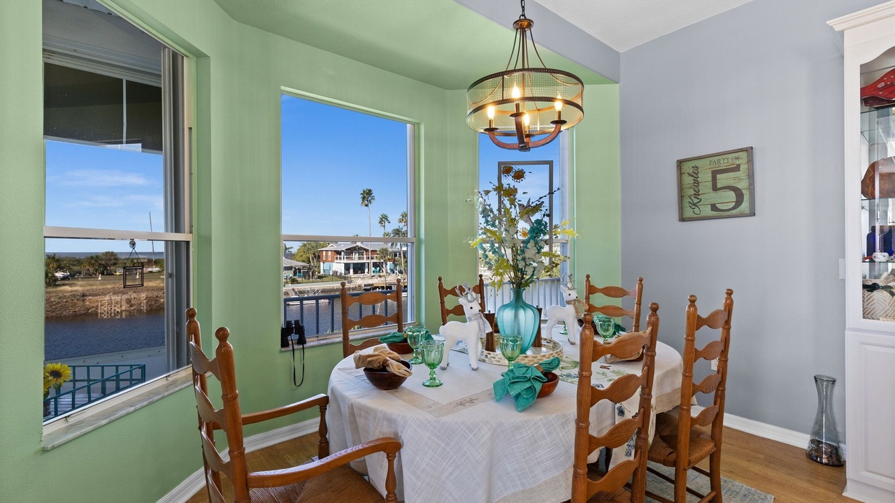 Photo of Livingroom in Spring Hill