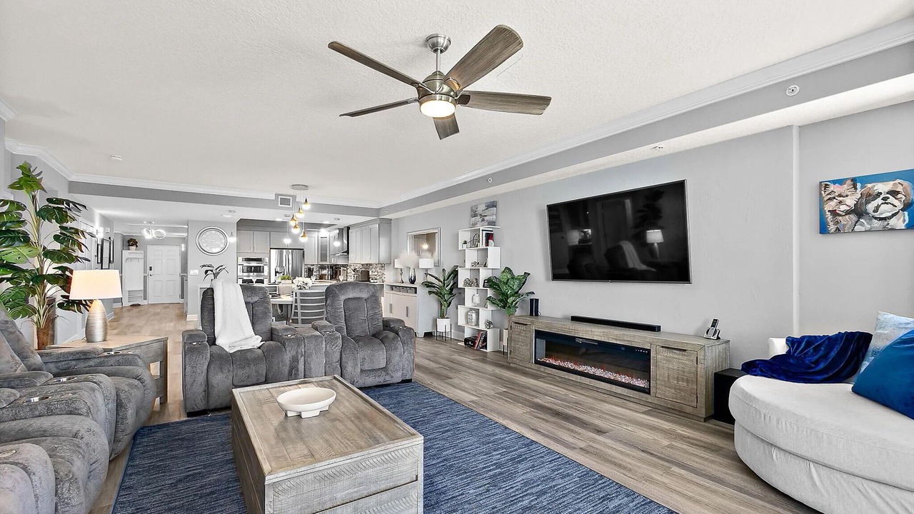 Photo of Livingroom in Bridgeport Heights