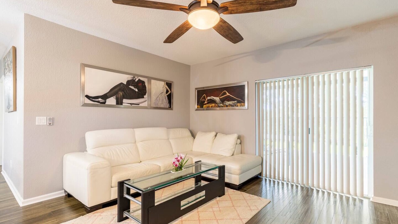 Photo of Livingroom in Greenacres