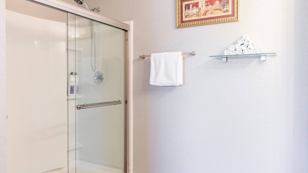 Photo of Bathroom in Greenacres