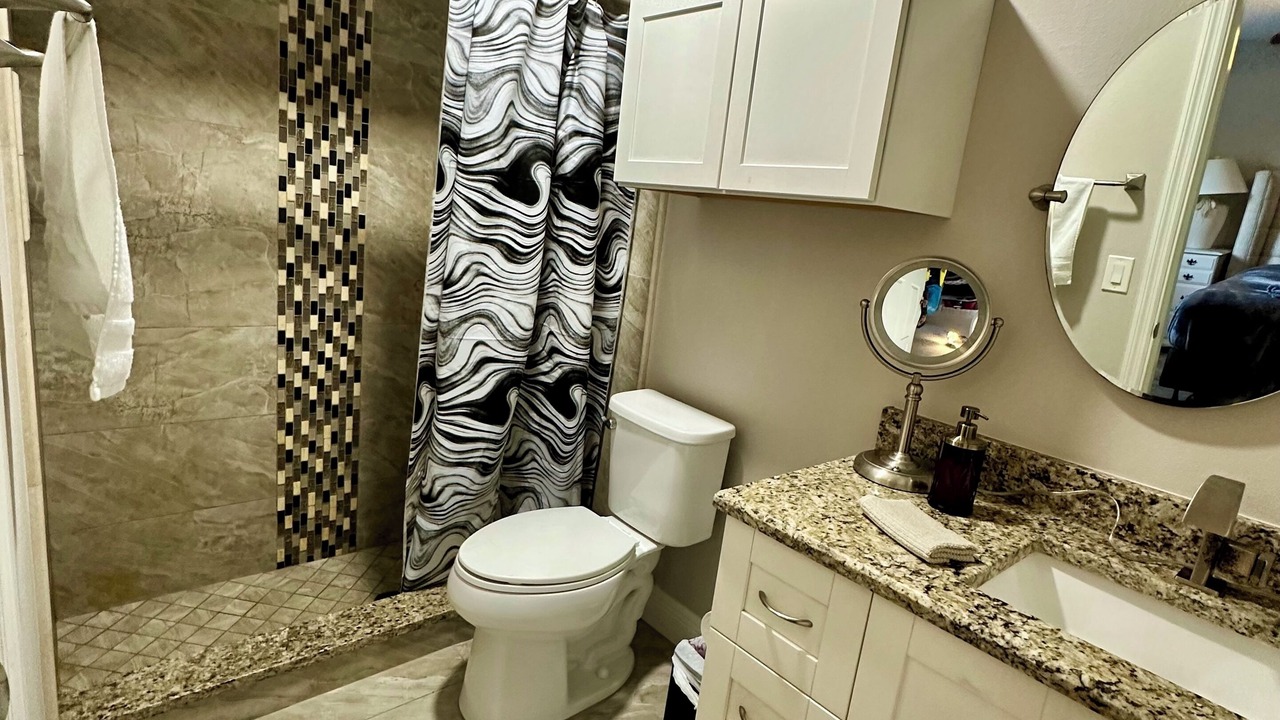 Photo of Bathroom in San Carlos Park