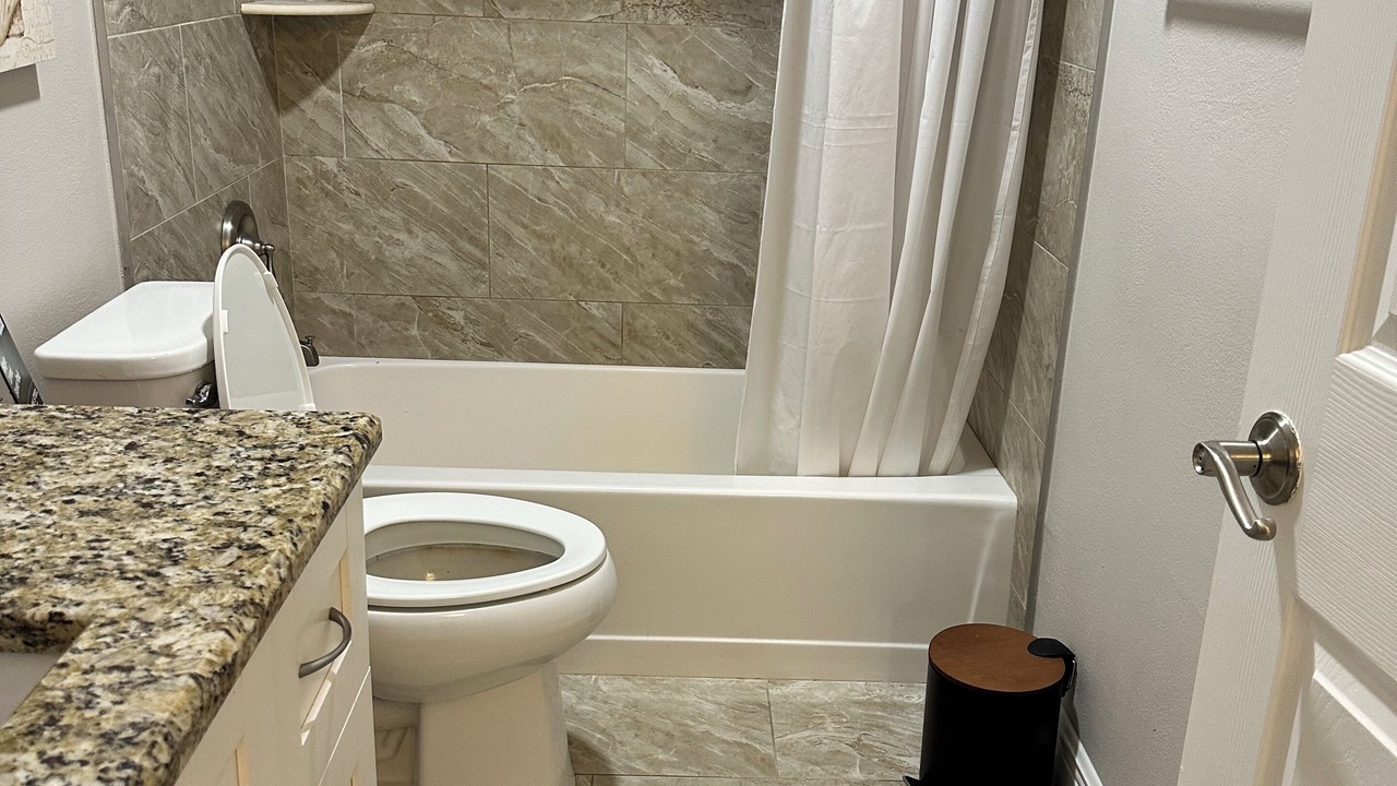 Photo of Bathroom in San Carlos Park