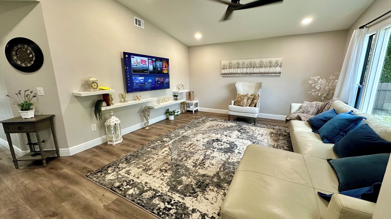 Photo of Livingroom in San Carlos Park